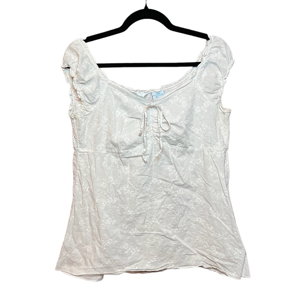 Announcements maternity top, size M, pretty floral design